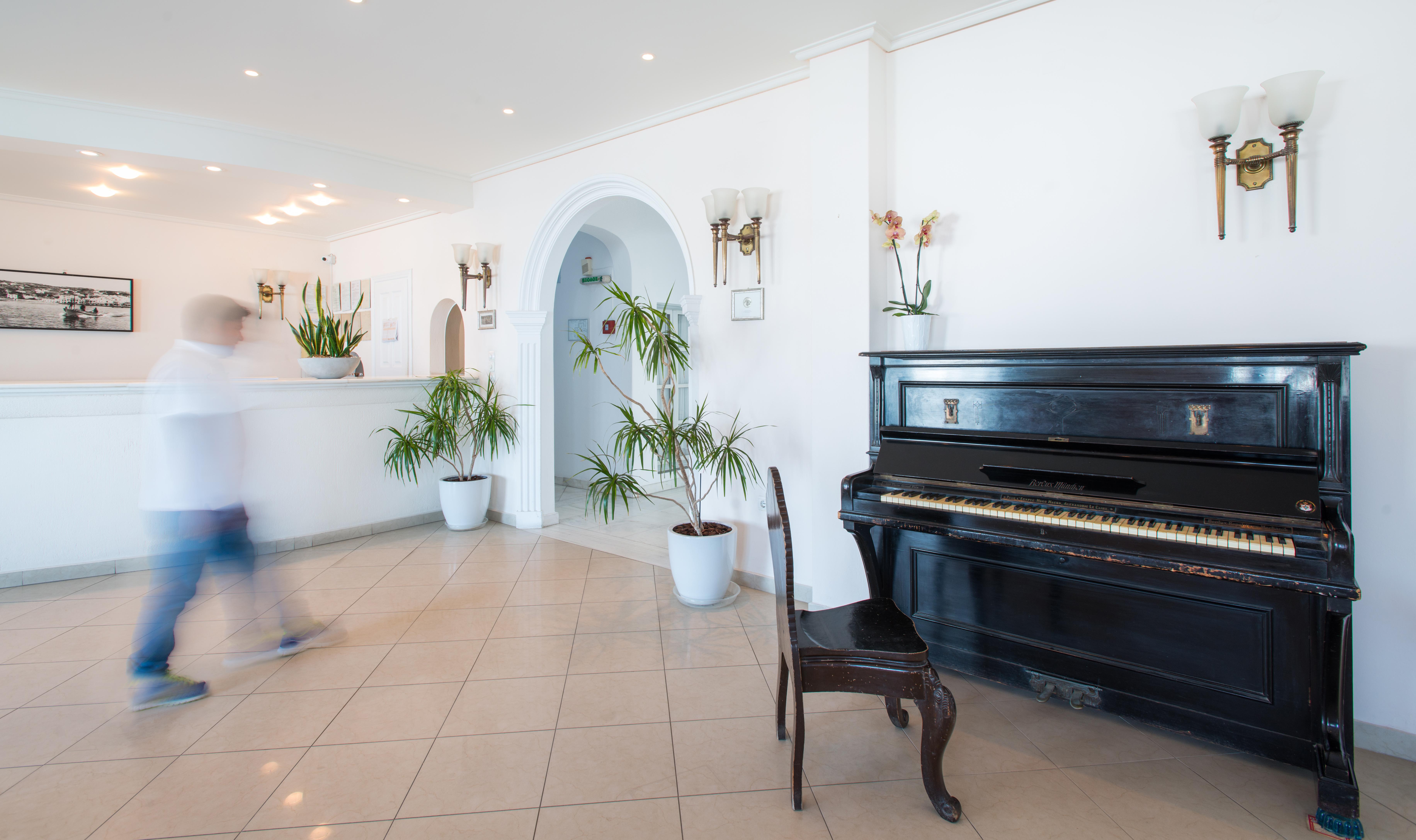 Hotel Adonis Mykonos Town Экстерьер фото